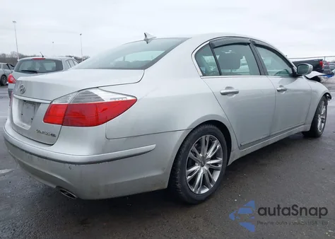 2011 Hyundai Genesis 4.6 z USA, uszkodzony, nr VIN KMHGC4DF4BU119625